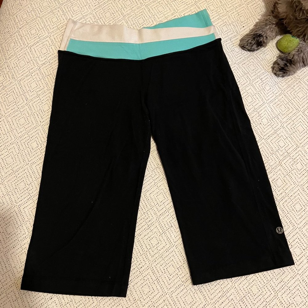 Lululemon black cotton capris